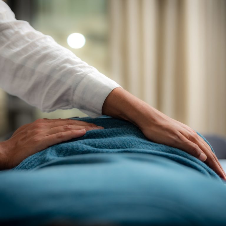 Formation au massage thaï adapté aux malvoyants