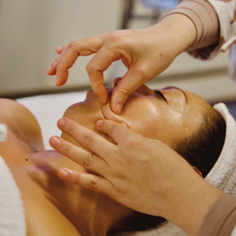 Asian Natural Facelift – Kobido-Inspired Course Level 3